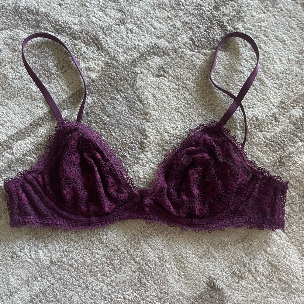 Victoria’s Secret burgundy bralette